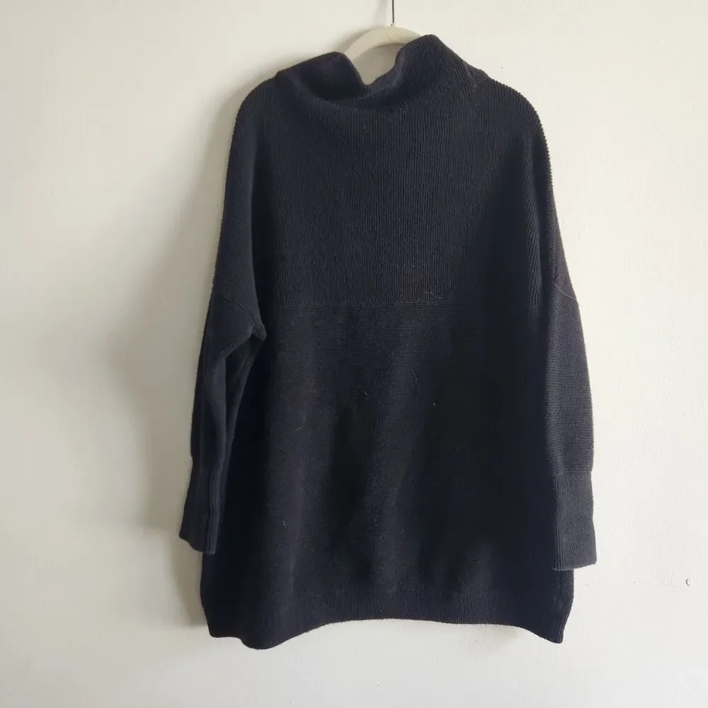 Free People Ottoman Slouchy Black Turtleneck Sweater Size M chunky oversized